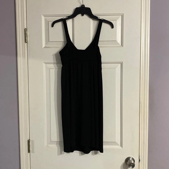 Mini-Dress 🖤 - Picture 2 of 3